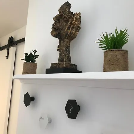 Suquet Forville شقة *